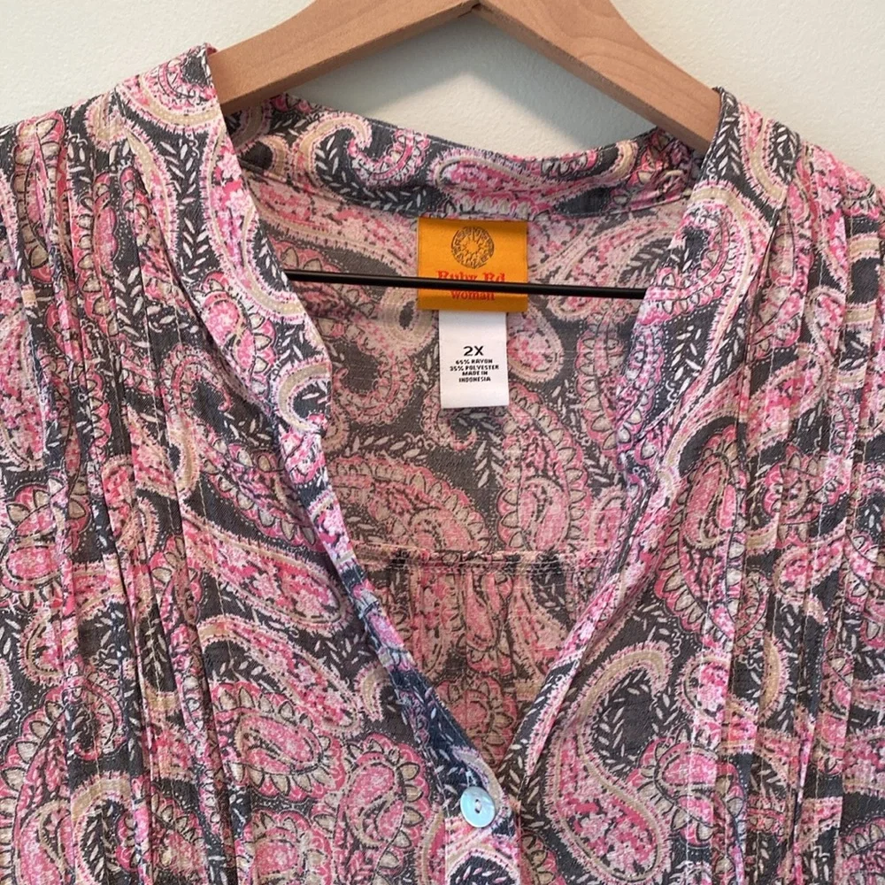 Ruby rd. Blouse - Picture 2 of 9
